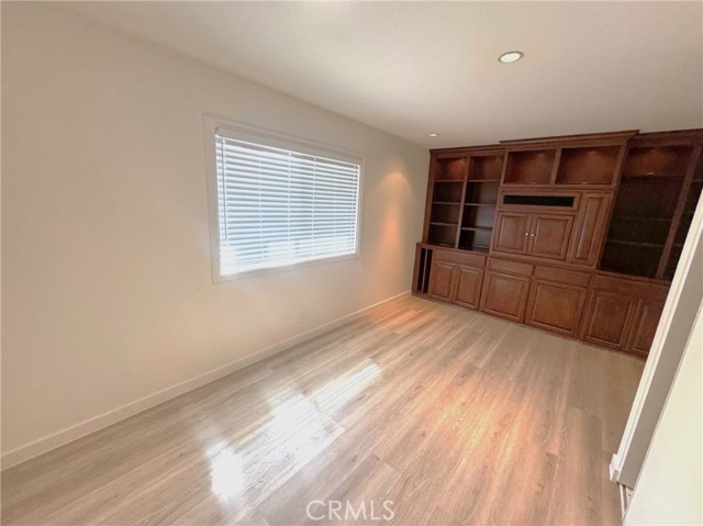 Detail Gallery Image 15 of 25 For 1321 Lance Dr, Tustin,  CA 92780 - 3 Beds | 2 Baths