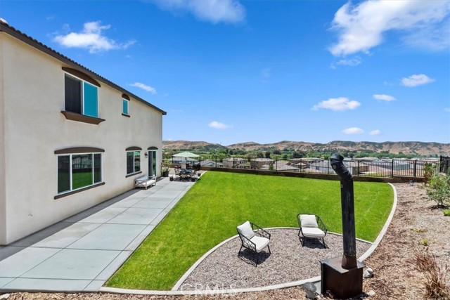 11653 Couples Court, Beaumont CA: https://media.crmls.org/medias/5d23b740-eaae-4c55-a2f6-e77ecafd0733.jpg