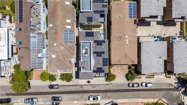 924 17th St, Hermosa Beach CA: https://media.crmls.org/medias/5d23edd7-31e7-4647-b2a9-c1127bdb20d1.jpg