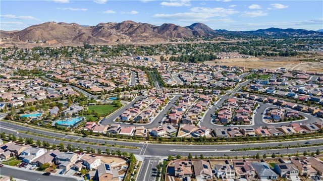 Detail Gallery Image 23 of 25 For 29423 Meadow St, Lake Elsinore,  CA 92530 - 4 Beds | 3 Baths