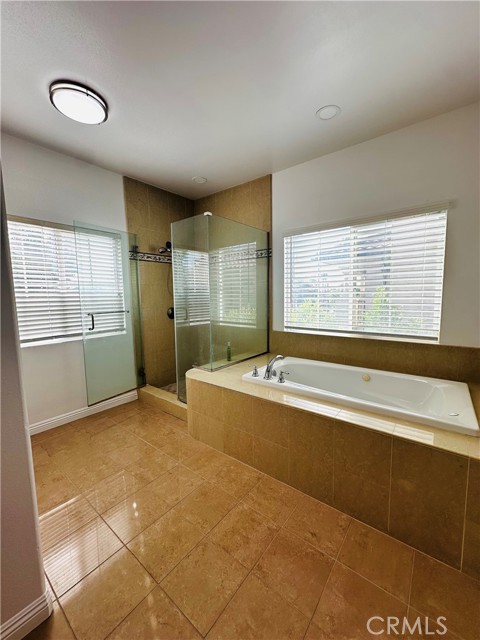 Detail Gallery Image 11 of 16 For 232 Genoa St #B,  Arcadia,  CA 91006 - 4 Beds | 2/1 Baths