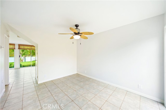 6216 Tapia Drive, Malibu CA: https://media.crmls.org/medias/5d25d10e-4ac3-48ab-bbcb-5c01c3c1038c.jpg