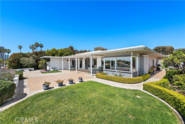 Detail Gallery Image 46 of 48 For 2501 Blue Water, Corona Del Mar,  CA 92625 - 4 Beds | 2/1 Baths