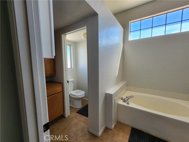 Detail Gallery Image 24 of 33 For 37501 Arbor Ln, Palmdale,  CA 93552 - 5 Beds | 3 Baths