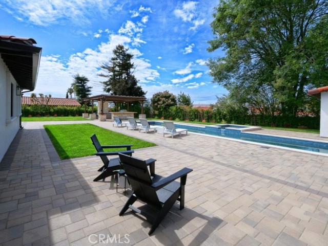 6888 Alta Vista Drive, Rancho Palos Verdes CA: https://media.crmls.org/medias/5d26641e-b8f5-428e-9835-bd947f8b985a.jpg