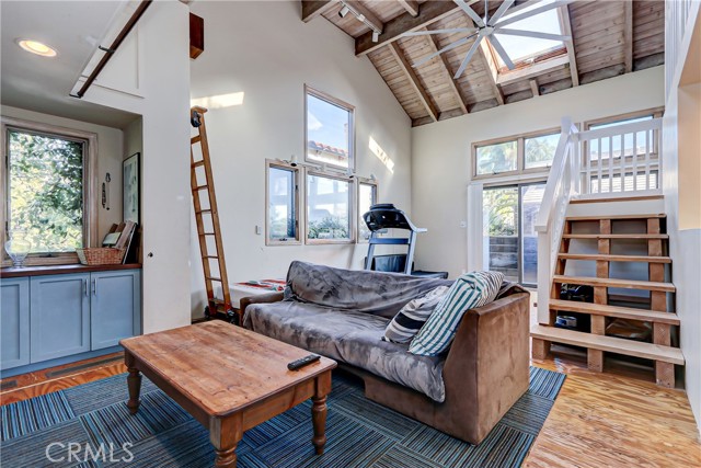 Perfect hangout room or a guest room...