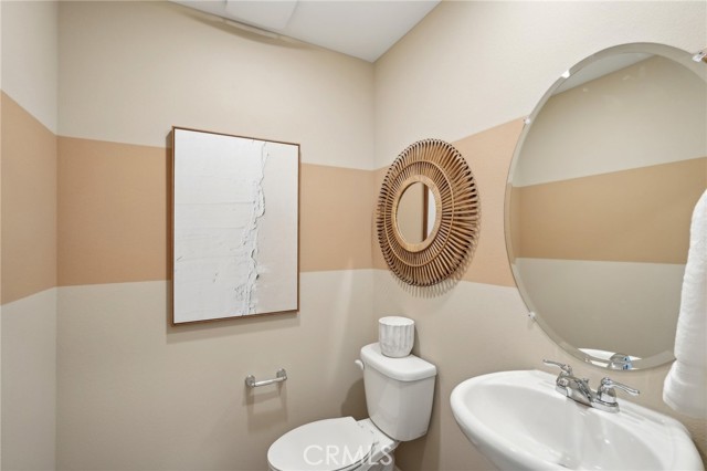 Detail Gallery Image 6 of 16 For 14048 Starlene St, Moreno Valley,  CA 92555 - 4 Beds | 2/1 Baths