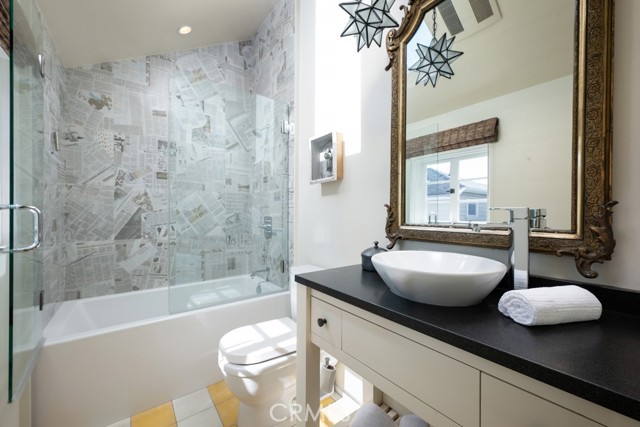 604 Begonia Avenue, Corona del Mar CA: https://media.crmls.org/medias/5d27b2e7-52af-4faf-b64e-a25728e91e3c.jpg