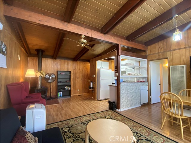 Detail Gallery Image 18 of 24 For 26326 Forest Ln, Twin Peaks,  CA 92391 - 2 Beds | 1 Baths