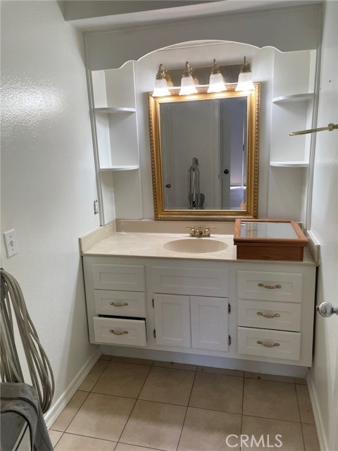 Detail Gallery Image 7 of 13 For 22226 Caminito Zaragoza #180,  Laguna Hills,  CA 92653 - 2 Beds | 1/1 Baths