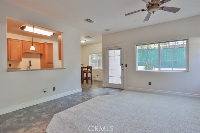 Detail Gallery Image 9 of 49 For 93 Kansas St #608,  Redlands,  CA 92373 - 3 Beds | 2/1 Baths