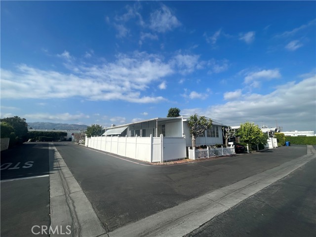 20652 Lassen Street, 82 photo 3