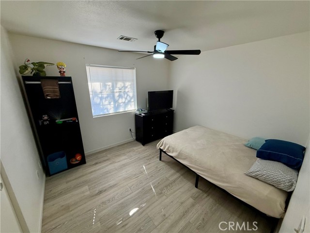 Detail Gallery Image 15 of 27 For 8913 Eucalyptus Ave, California City,  CA 93505 - 3 Beds | 2 Baths