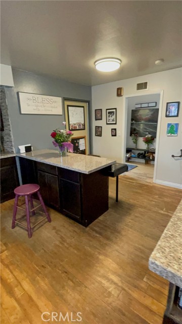 Detail Gallery Image 9 of 30 For 2851 Lancer, Pomona,  CA 91768 - 5 Beds | 3/1 Baths