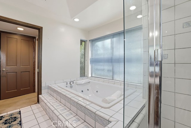 Detail Gallery Image 29 of 46 For 24300 Sylvan Glen, Calabasas,  CA 91302 - 5 Beds | 3 Baths