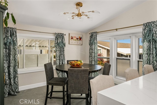 Detail Gallery Image 20 of 44 For 23301 Ridge Route Dr #56,  Laguna Hills,  CA 92653 - 3 Beds | 2 Baths