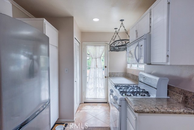 Image 23 of 35 For 25847 Mcbean Pkwy  25