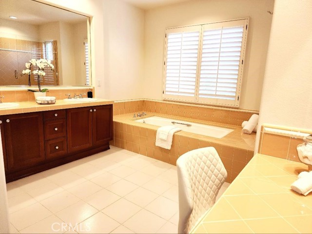 5d2bb628 3c7f 4cd5 Bc79 D4c100c21682