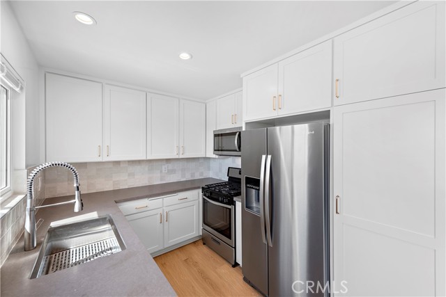 Detail Gallery Image 12 of 19 For 223 Avenida Victoria #B,  San Clemente,  CA 92672 - 2 Beds | 1 Baths