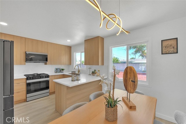 Detail Gallery Image 27 of 54 For 9398 Exeter Ave, Montclair,  CA 91763 - 3 Beds | 2 Baths