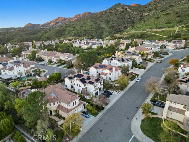 Image 5 of 63 For 907 Deerhill Road