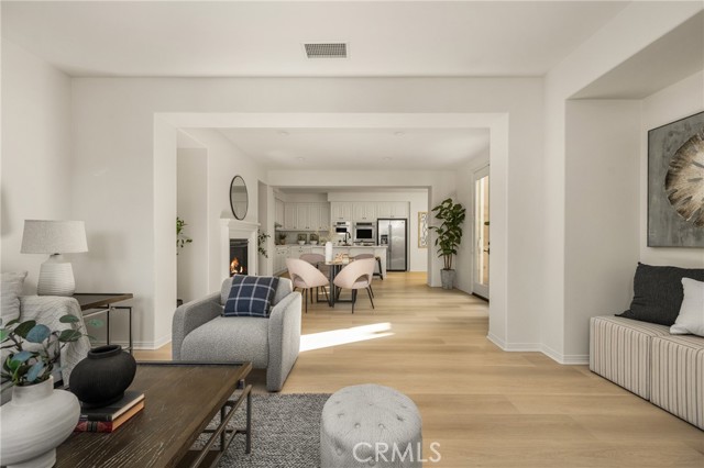 Detail Gallery Image 8 of 56 For 97 Twin Gables, Irvine,  CA 92620 - 4 Beds | 3 Baths