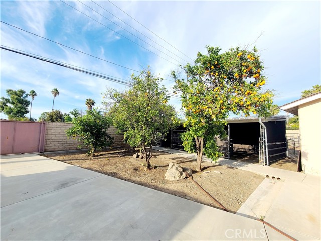 1463 Strawberry Hill Road, Thousand Oaks CA: https://media.crmls.org/medias/5d2f6c29-ba31-42f8-a679-1ac81c6b3d01.jpg