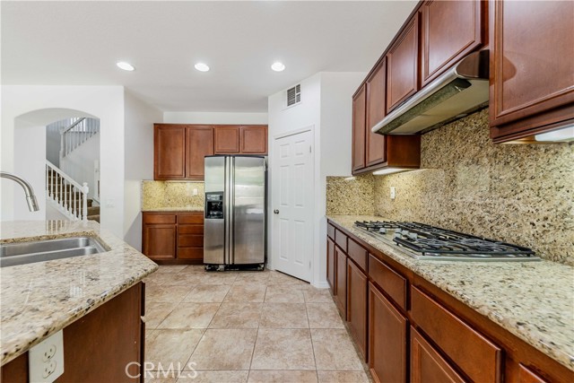 Detail Gallery Image 17 of 55 For 41036 Sunsprite St, Lake Elsinore,  CA 92532 - 5 Beds | 4/1 Baths