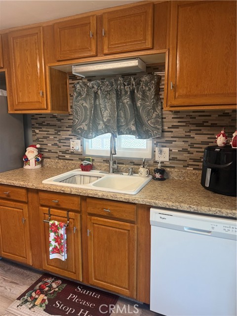 Detail Gallery Image 15 of 32 For 13393 Mariposa Rd, #97, Victorville,  CA 92395 - 3 Beds | 2 Baths