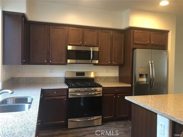 422 W Route 66, Glendora CA: https://media.crmls.org/medias/5d30699d-1052-42c3-a61c-3444ea24c594.jpg