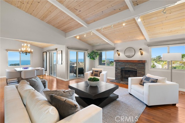 19 Coraltree Lane, Rolling Hills Estates CA: https://media.crmls.org/medias/5d307e17-3475-4034-bb96-fc448dbbdf29.jpg