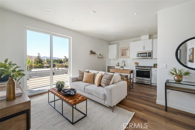 Detail Gallery Image 1 of 1 For 2355 Victoria #204,  San Luis Obispo,  CA 93401 - 2 Beds | 2 Baths
