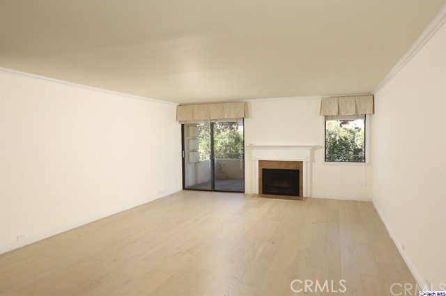 534 Oak Knoll Avenue S 106, Pasadena, California, 91101