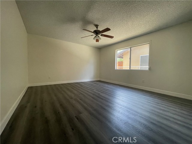 Detail Gallery Image 9 of 12 For 55725 Pueblo Trl #B,  Yucca Valley,  CA 92284 - 2 Beds | 1 Baths