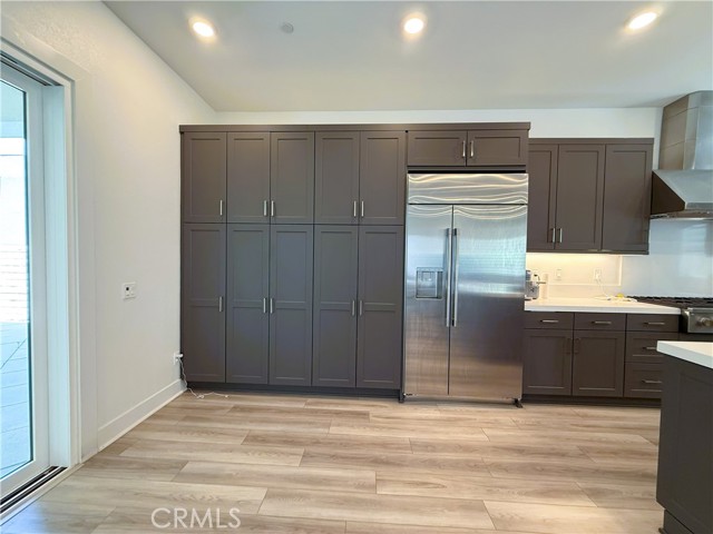 Detail Gallery Image 17 of 48 For 27508 Golden Currant Pl, Valencia,  CA 91381 - 5 Beds | 4/1 Baths