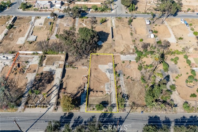 95 E Calaveras Street, Altadena CA: https://media.crmls.org/medias/5d34c44d-4794-41d2-8630-5421370c4a87.jpg