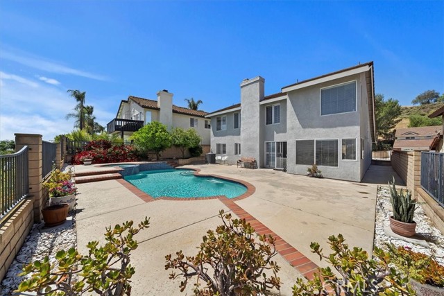 Detail Gallery Image 40 of 41 For 17927 via La Cresta, Chino Hills,  CA 91709 - 4 Beds | 3 Baths