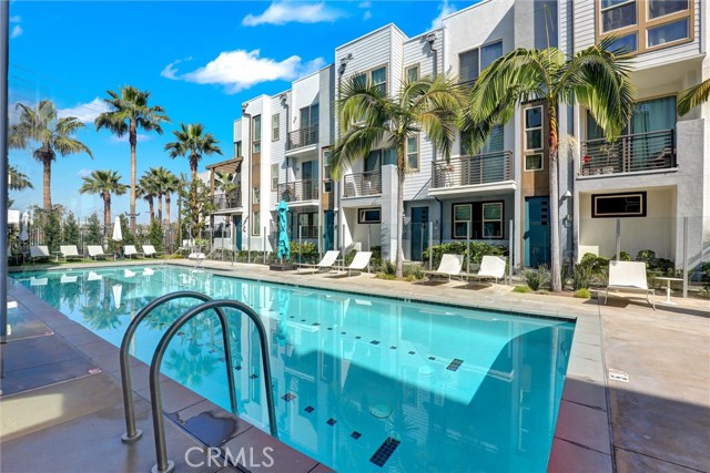 Detail Gallery Image 34 of 36 For 365 Placemark, Irvine,  CA 92614 - 2 Beds | 3/1 Baths