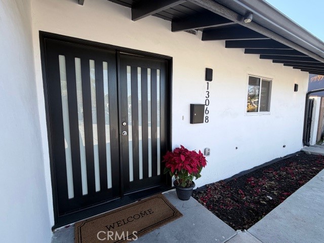 Detail Gallery Image 2 of 37 For 13068 Mineola St, Arleta,  CA 91331 - 3 Beds | 2 Baths