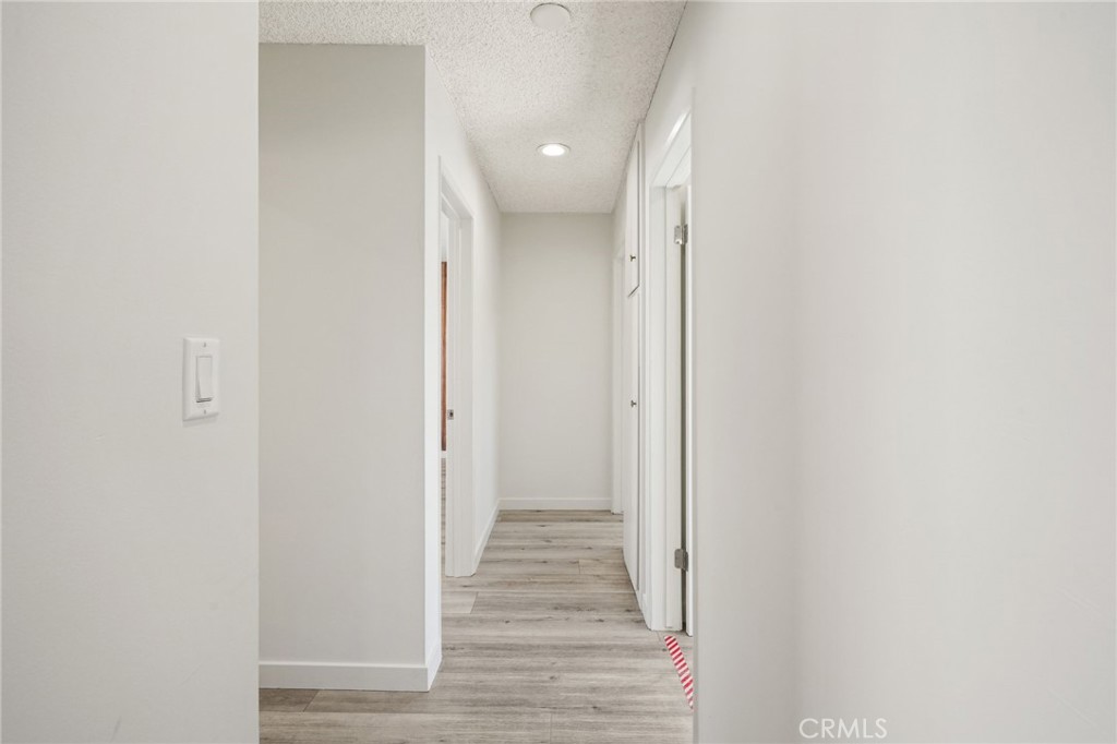 https://media.crmls.org/medias/5d364966-c4c2-4bd2-ba29-6fb492ea7f32.jpg?preset=X-Large