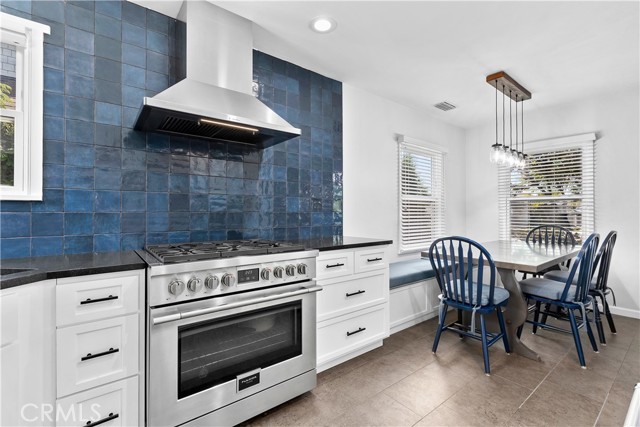 3556 Rutgers Avenue, Long Beach CA: https://media.crmls.org/medias/5d36b63d-2d5d-4cae-9952-ca4895c49b50.jpg