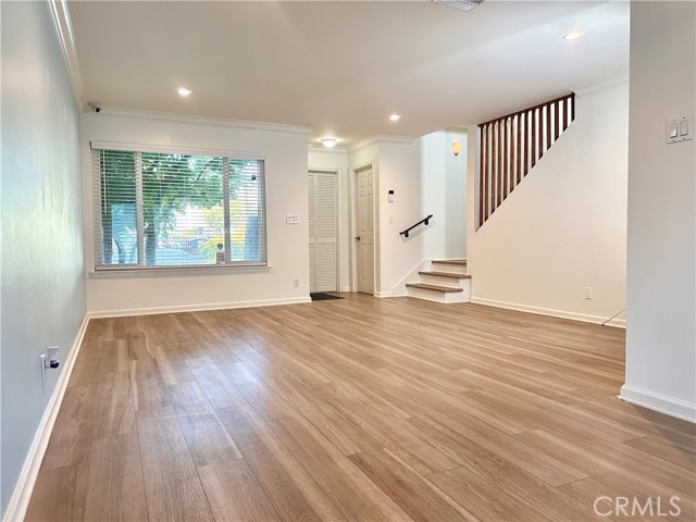 11138 Aqua Vista Street, Studio City CA: https://media.crmls.org/medias/5d3718d5-db6e-428a-bfbc-06abbc9cf5aa.jpg