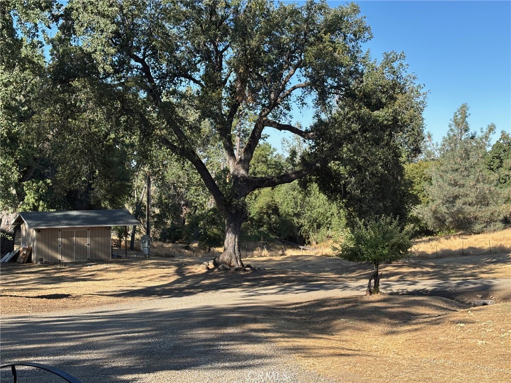 https://media.crmls.org/medias/5d3791ca-d01b-461f-8553-a3141350d605.jpg?preset=X-Large