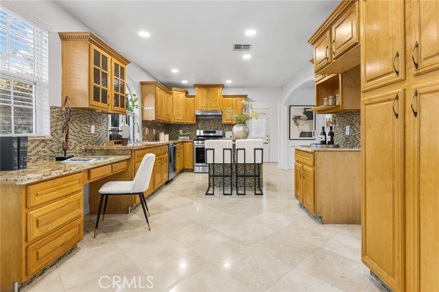 Detail Gallery Image 12 of 51 For 731 S Michillinda Ave, Pasadena,  CA 91107 - 5 Beds | 4 Baths