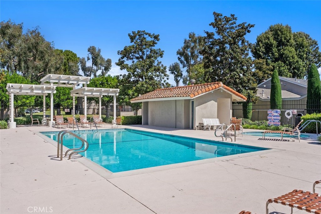 MLS #OC25225891 image #43