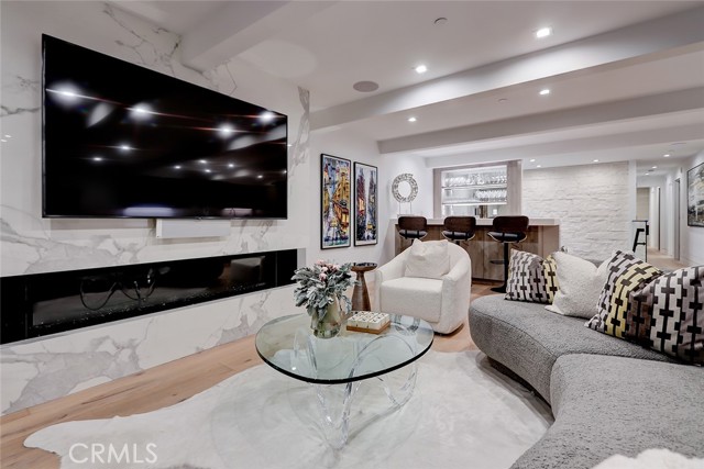 Detail Gallery Image 32 of 35 For 1208 the Strand #C,  Manhattan Beach,  CA 90266 - 3 Beds | 3 Baths