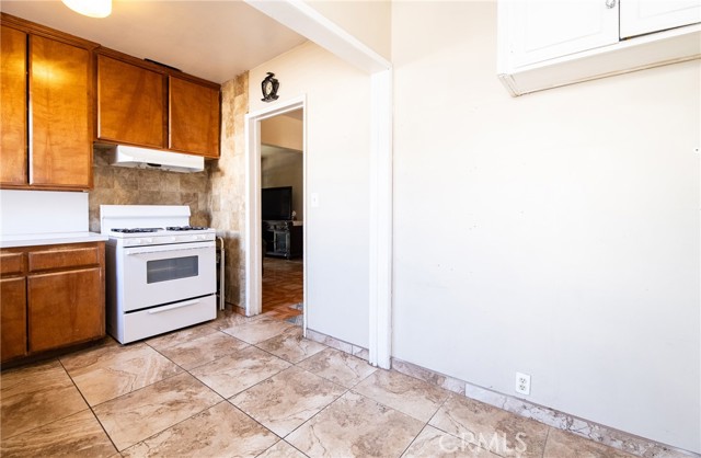 Detail Gallery Image 17 of 28 For 8560 Newport Ave, Fontana,  CA 92335 - 2 Beds | 1 Baths