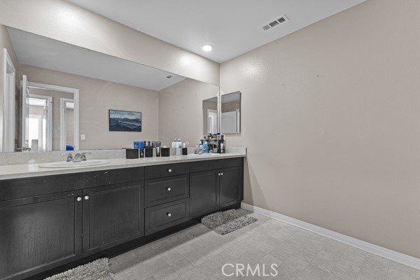 https://media.crmls.org/medias/5d3c53d2-795c-4462-a269-0f72bc7cfe88.jpg?preset=X-Large