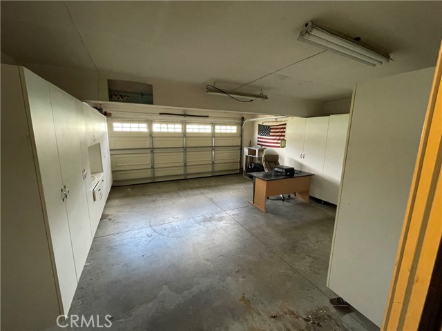 garage
