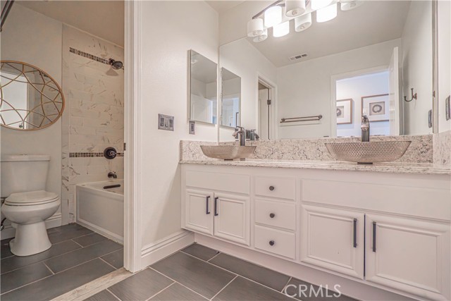 25351 Playa Serena Drive, Valencia CA: https://media.crmls.org/medias/5d402624-8797-48de-a8e5-1e2863cbf3be.jpg